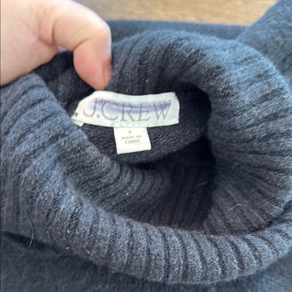 J. Crew Turtleneck sweater in Supersoft yarn Size S - Picture 11 of 12